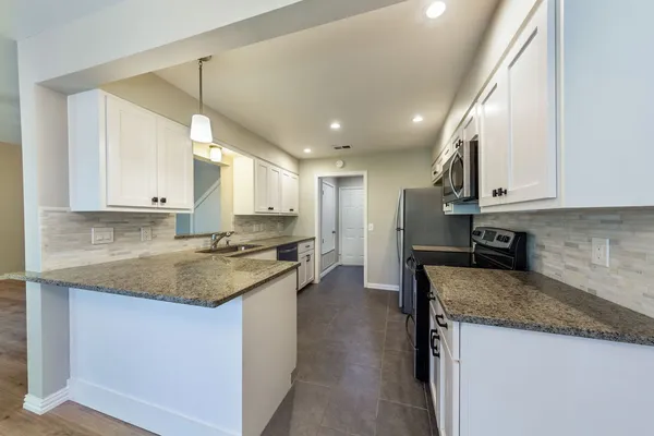 $2,500 | 4404 Travis Country Circle, Unit C3, Austin, TX 78735