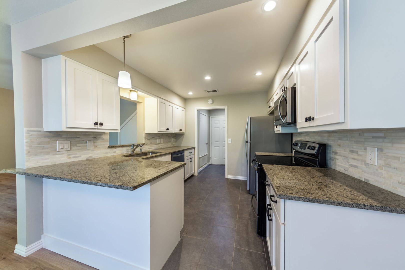 4404 Travis Country Circle, Unit C3 Austin, TX 78735 - Photo 11 of 31