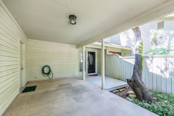 $2,500 | 4404 Travis Country Circle, Unit C3, Austin, TX 78735