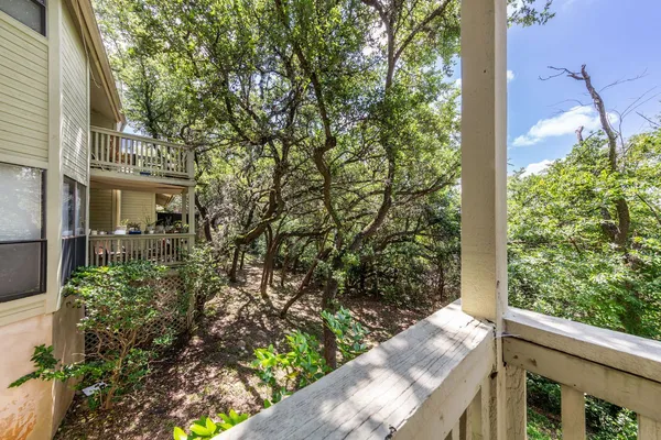 $2,500 | 4404 Travis Country Circle, Unit C3, Austin, TX 78735