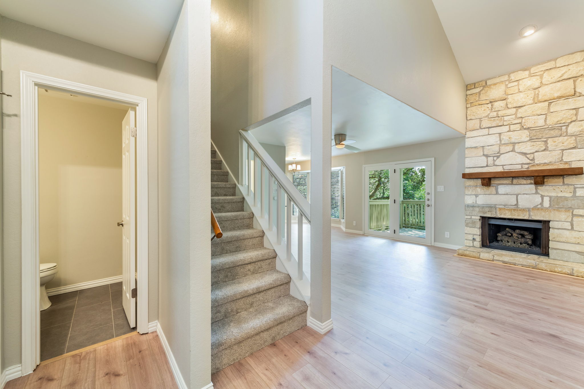 4404 Travis Country Circle, Unit C3 Austin, TX 78735 - Photo 5 of 31