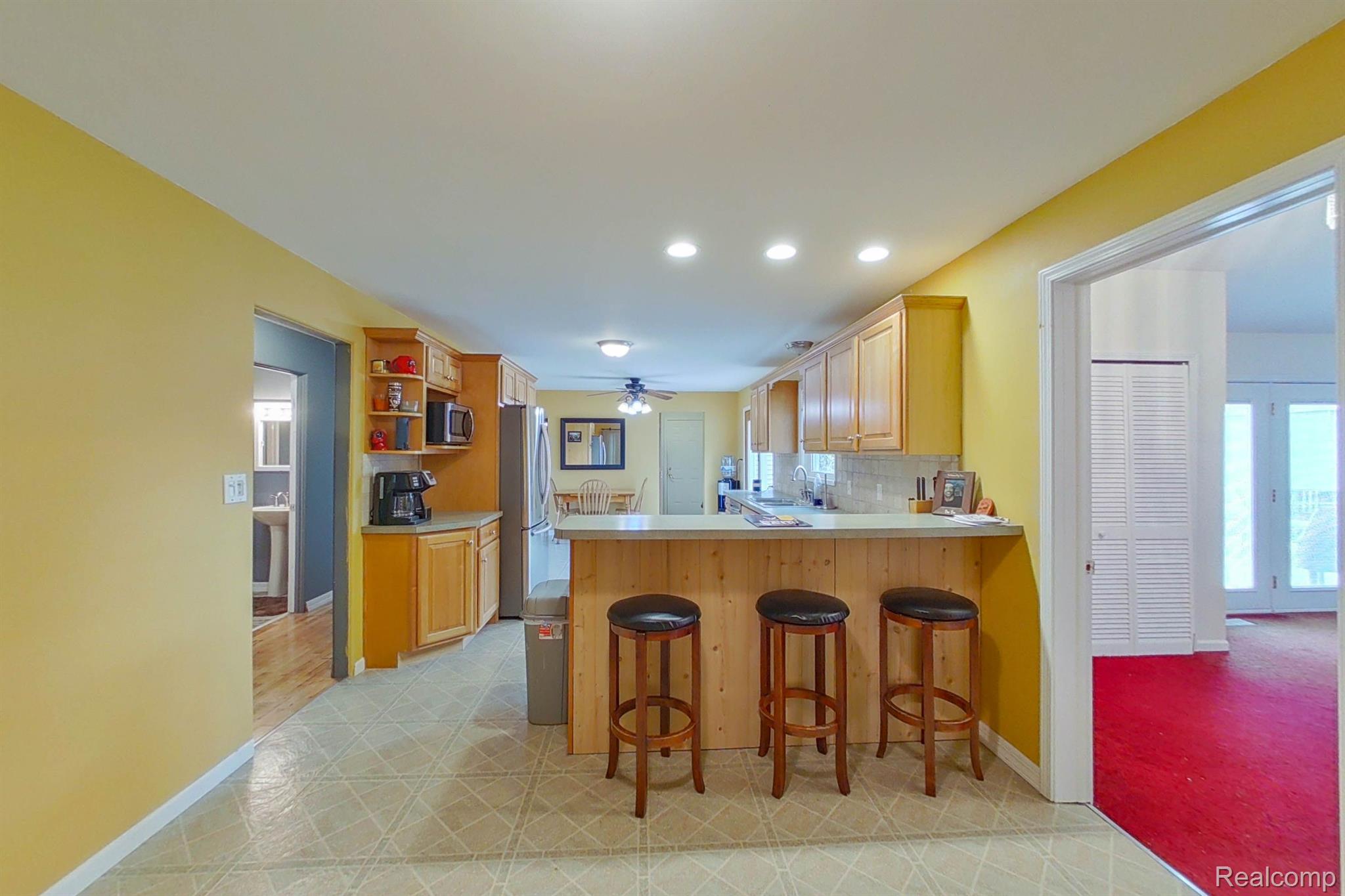 10040 Clark Road Davison, MI 48423 - Photo 11 of 35 Gallery Image 11