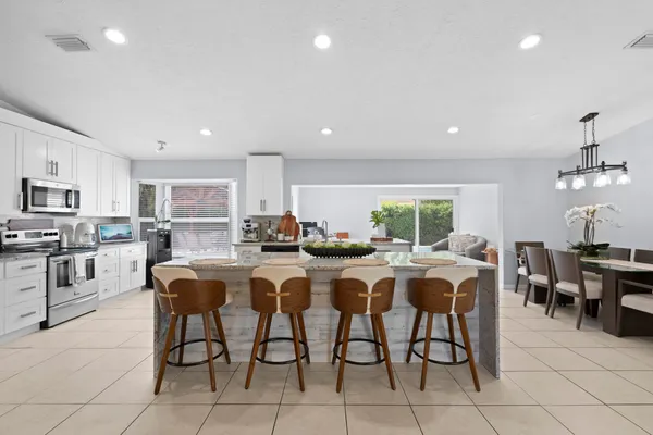 $3,100 | 3238 Southwest Constellation Road, Port St. Lucie, FL 34953