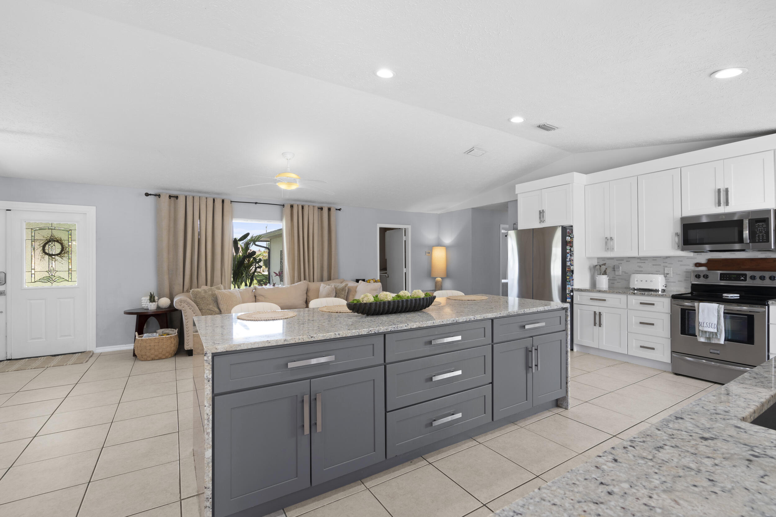 3238 Southwest Constellation Road Port St. Lucie, FL 34953 - Photo 17 of 65 17_dsc00464