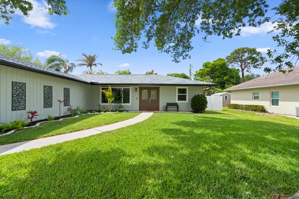 $3,100 | 3238 Southwest Constellation Road, Port St. Lucie, FL 34953