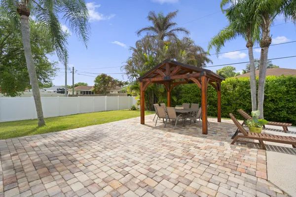 $3,100 | 3238 Southwest Constellation Road, Port St. Lucie, FL 34953