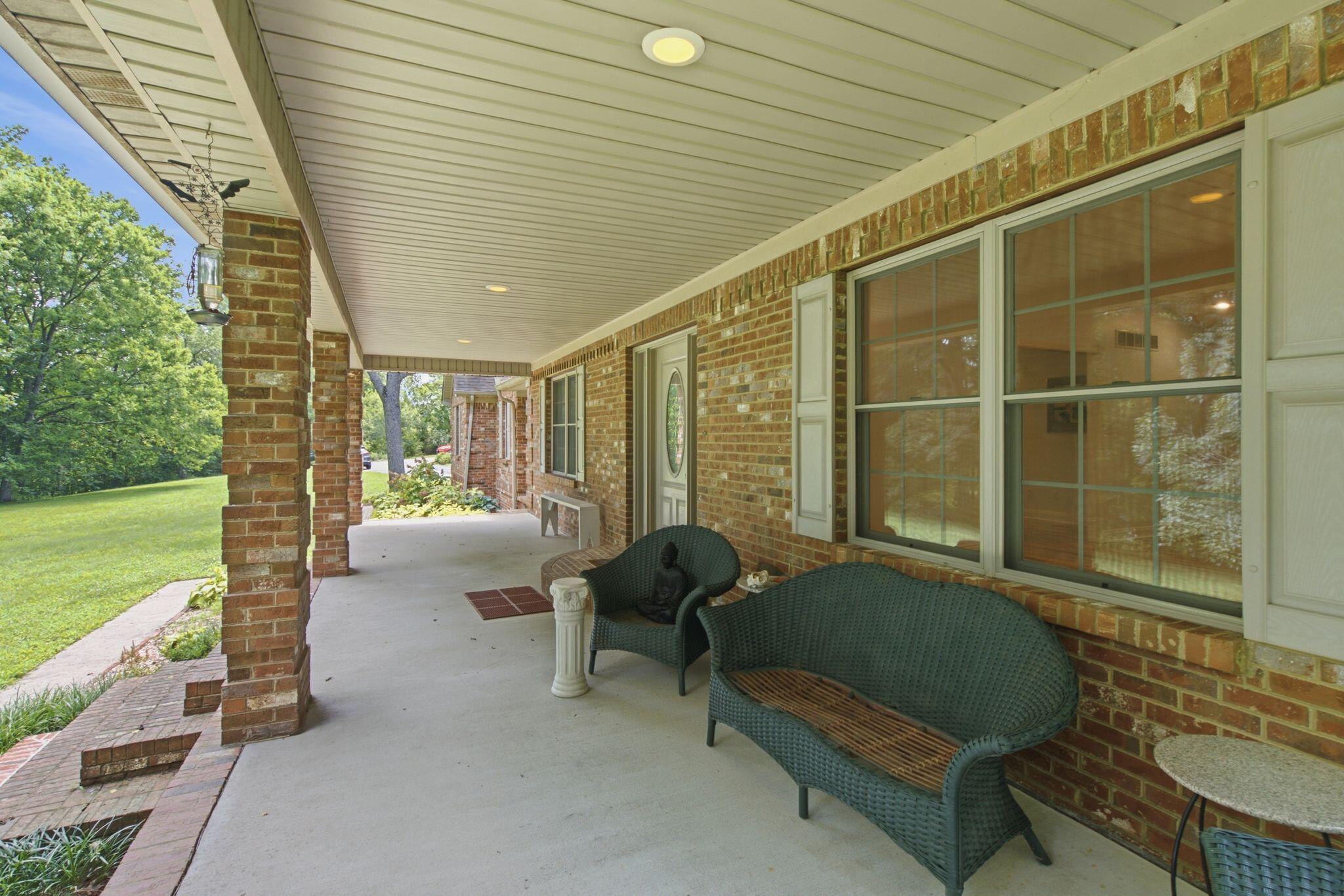 1077 Hammonds Creek Road Lawrenceburg, KY 40342 - Photo 6 of 52 dsc03517