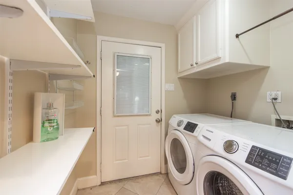$2,400 | 3023 Conway Street, Houston, TX 77025