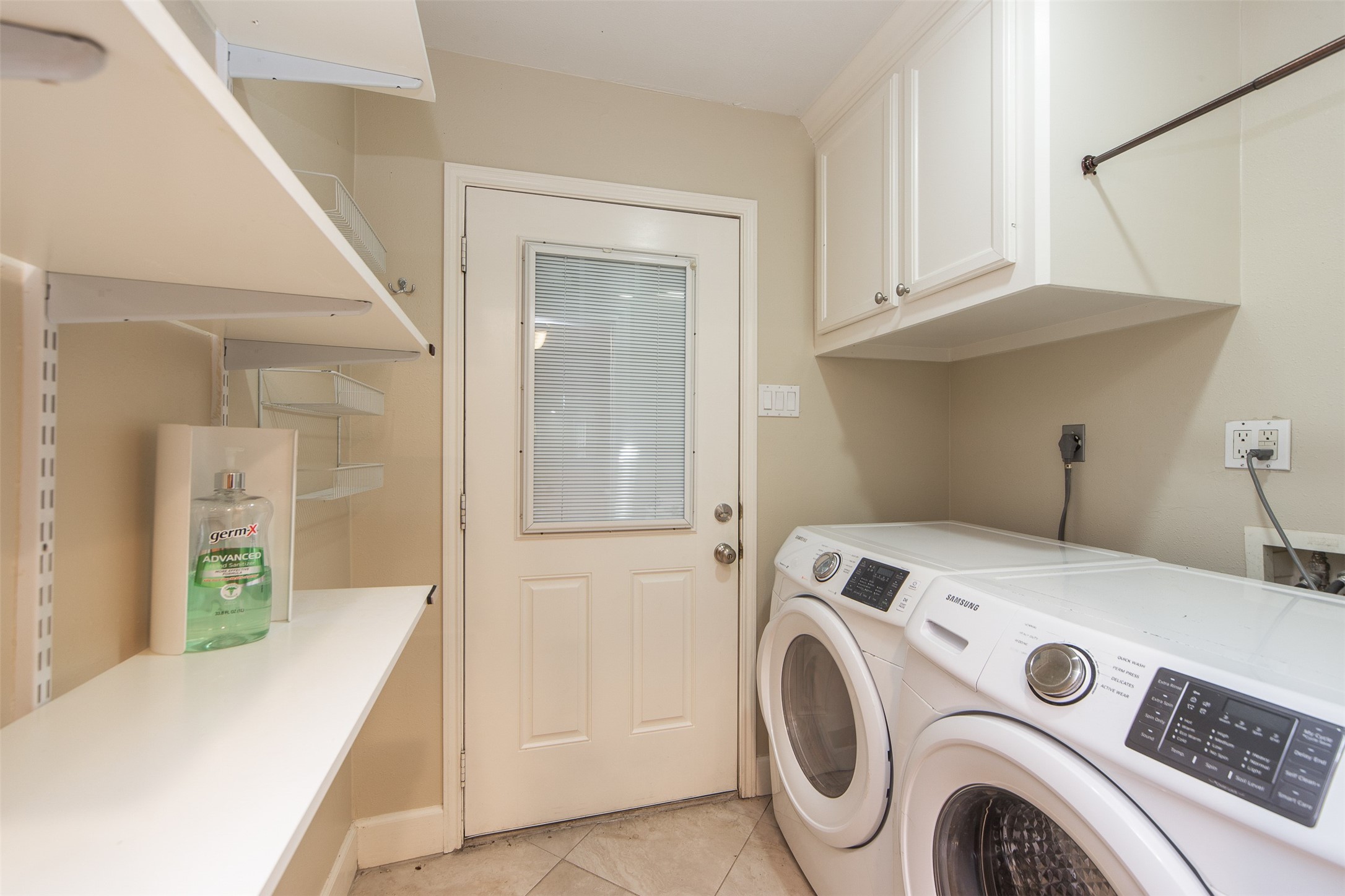 3023 Conway Street Houston, TX 77025 - Photo 14 of 25