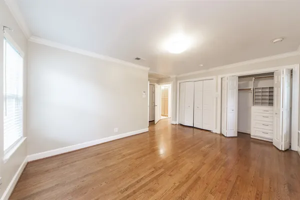 $2,400 | 3023 Conway Street, Houston, TX 77025