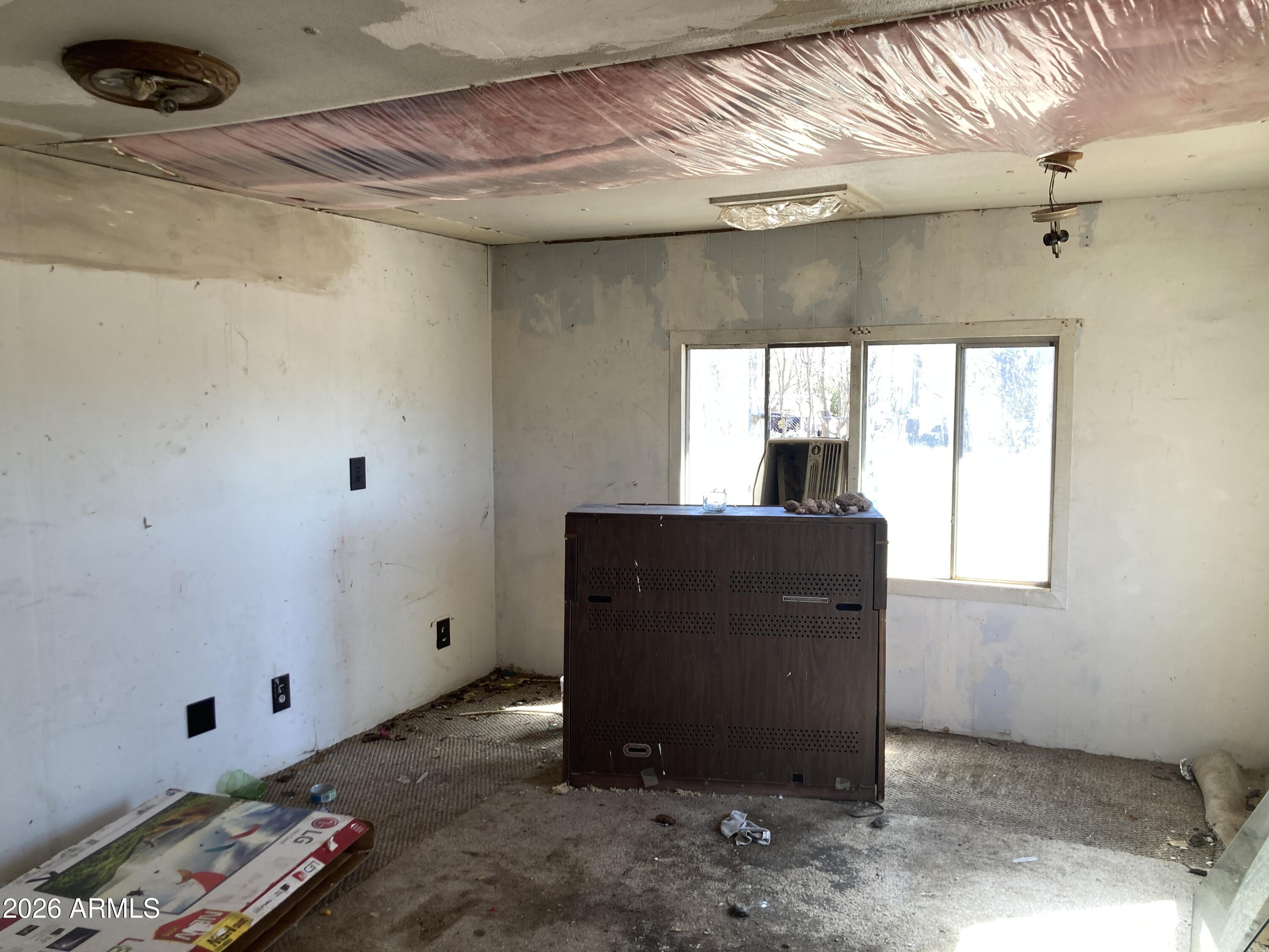 135 East Vía Papaya, Unit 56 Huachuca City, AZ 85616 - Photo 6 of 8 IMG_6621