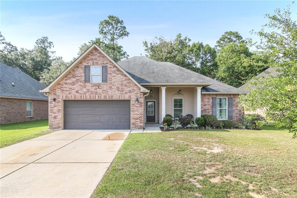 612 Fairfield Loop Slidell, LA 70458 - Photo 1 of 17 Gallery Image 1