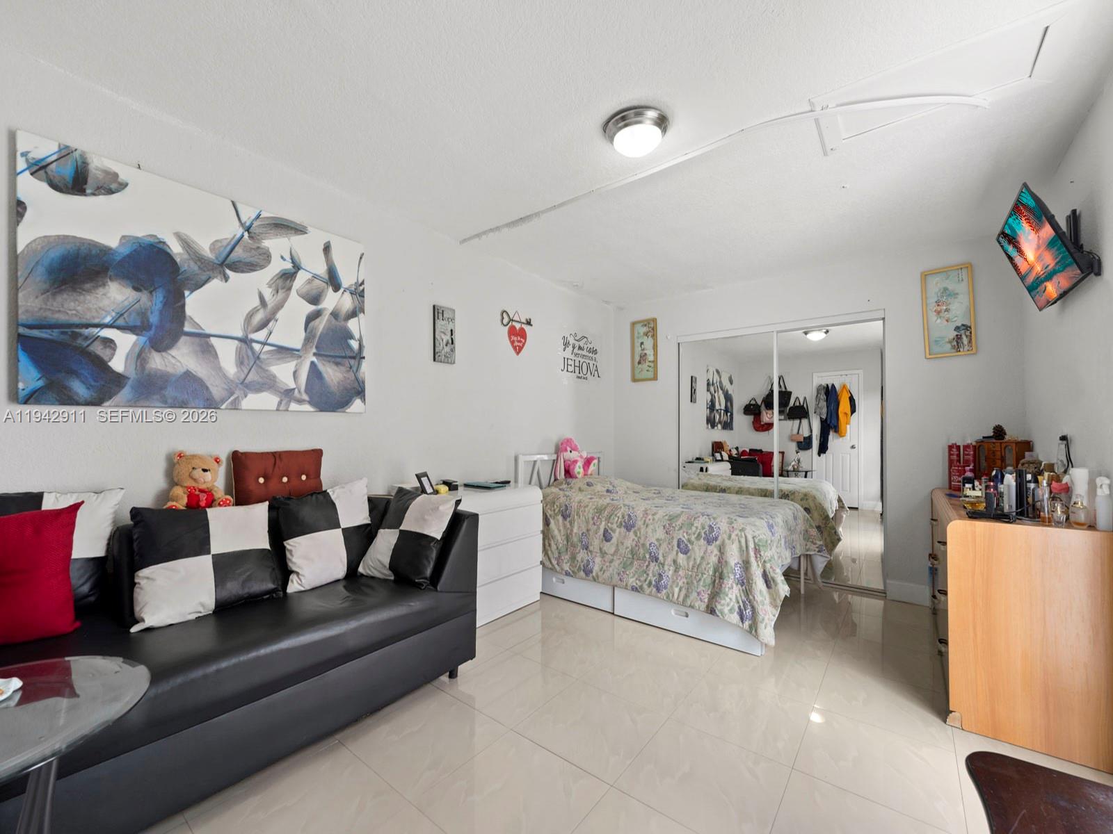 355 West 62nd Street Hialeah, FL 33012 - Photo 23 of 44 Photo 23