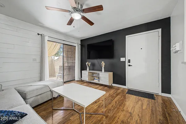 $240,000 | 533 West Guadalupe Road, Unit 1001, Mesa, AZ 85210