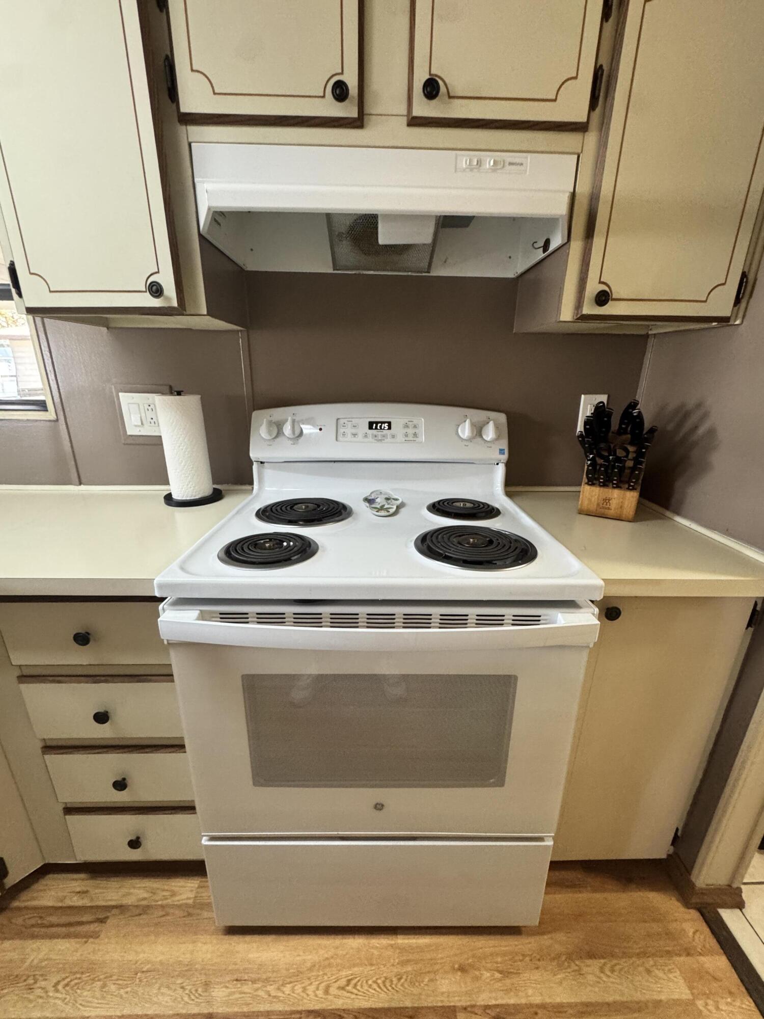 13953 Adelfa Avenue Fort Pierce, FL 34951 - Photo 15 of 37 IMG_0892