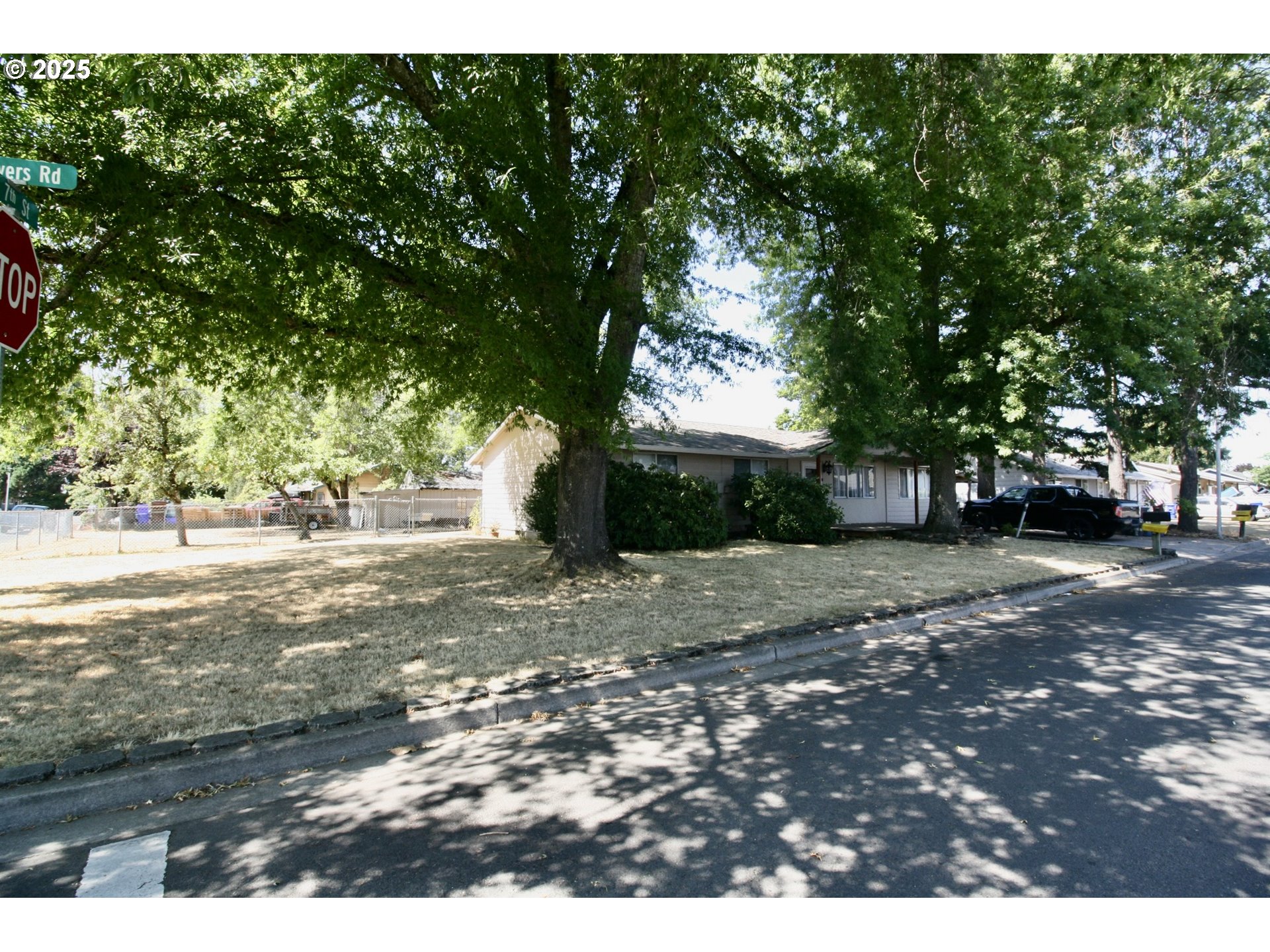 506 Stowers Road Molalla, OR 97038 - Photo 3 of 4 Gallery Image 3