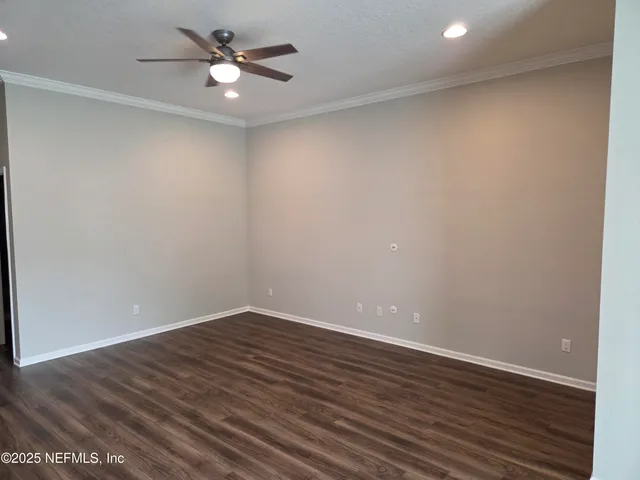 $2,150 | 10042 Andean Fox Drive, Jacksonville, FL 32222