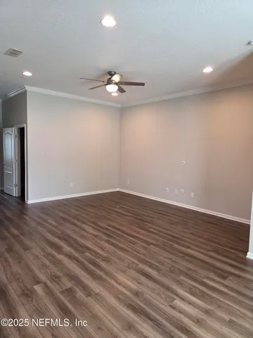 $2,150 | 10042 Andean Fox Drive, Jacksonville, FL 32222