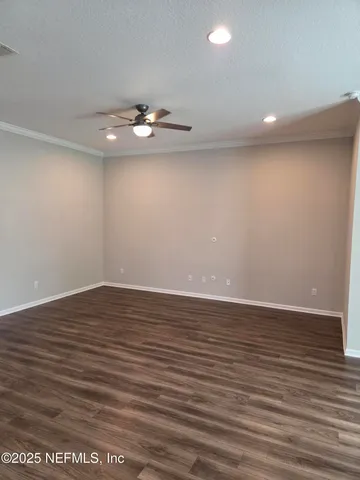 $2,150 | 10042 Andean Fox Drive, Jacksonville, FL 32222