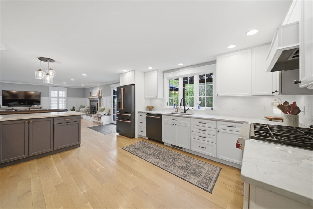 189 Ipswich Road Topsfield, MA 01983 - Photo 18 of 42