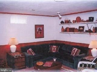 1040 Mt Pleasant Road Lebanon, PA 17042 - Photo 4 of 8 Gallery Image 4