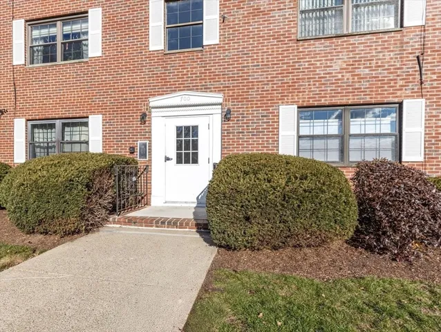 $350,000 | 360 Neponset Street, Unit 702, Canton, MA 02021