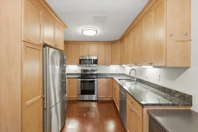 $350,000 | 360 Neponset Street, Unit 702, Canton, MA 02021