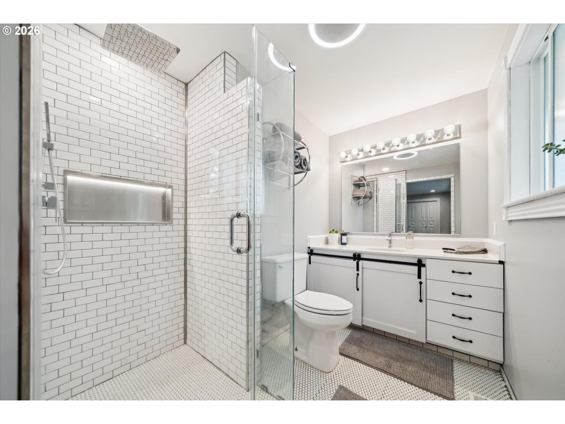 7135 Monte Verde Drive Gladstone, OR 97027 - Photo 13 of 34