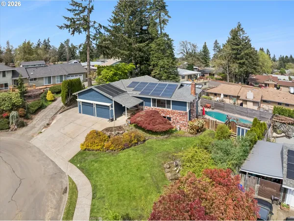 $725,000 | 7135 Monte Verde Drive, Gladstone, OR 97027