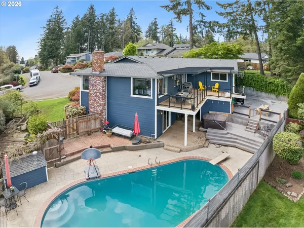 $725,000 | 7135 Monte Verde Drive, Gladstone, OR 97027