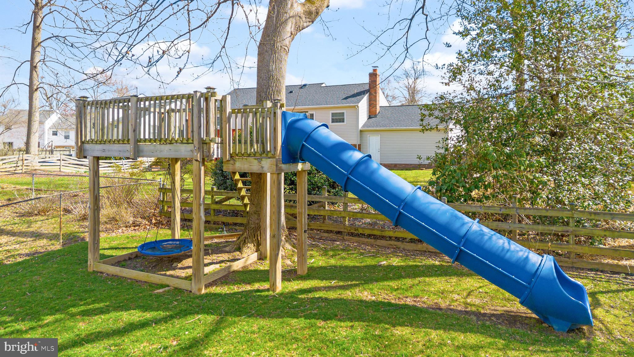 19005 Mt Airey Road Brookeville, MD 20833 - Photo 36 of 40 backyard playset