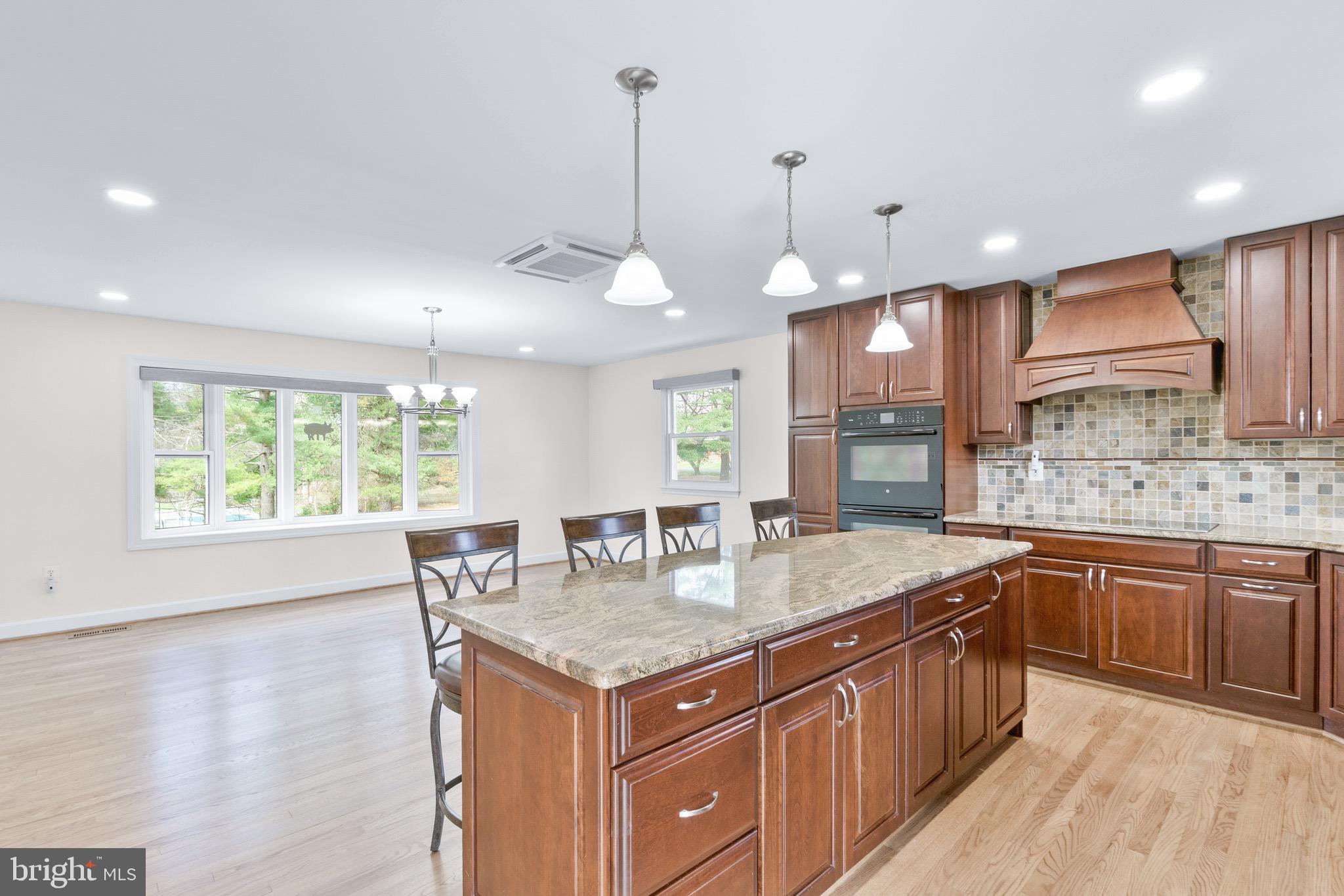 19005 Mt Airey Road Brookeville, MD 20833 - Photo 7 of 40