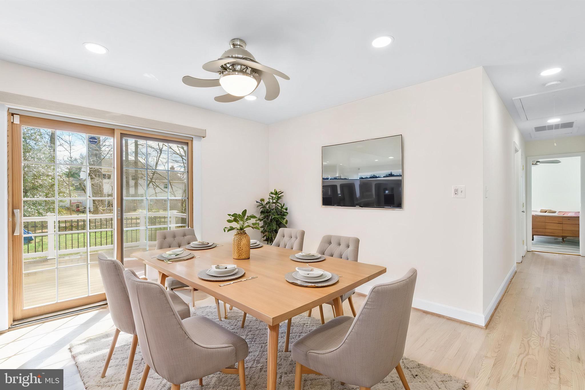 19005 Mt Airey Road Brookeville, MD 20833 - Photo 9 of 40 virtually staged dining area