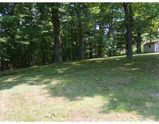 103 Ridgeside Road Pittsburgh, PA 15237 - Photo 17 of 17 Yard/Garden.