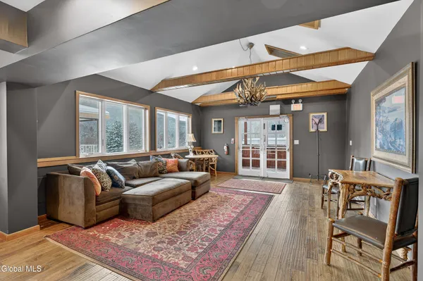 $1,500,000 | 2684 Highway 296, Hunter, NY 12442