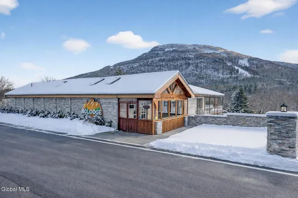 $1,500,000 | 2684 Highway 296, Hunter, NY 12442