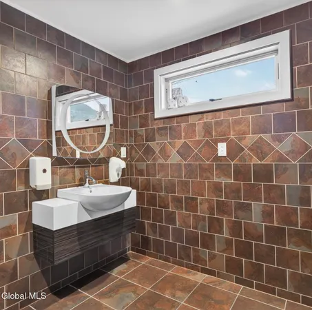 $1,500,000 | 2684 Highway 296, Hunter, NY 12442