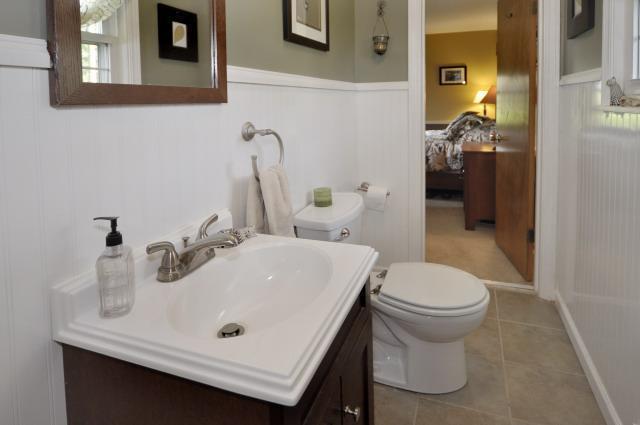 2422 Rambling Road Kalamazoo, MI 49008 - Photo 9 of 21 Additional Photo