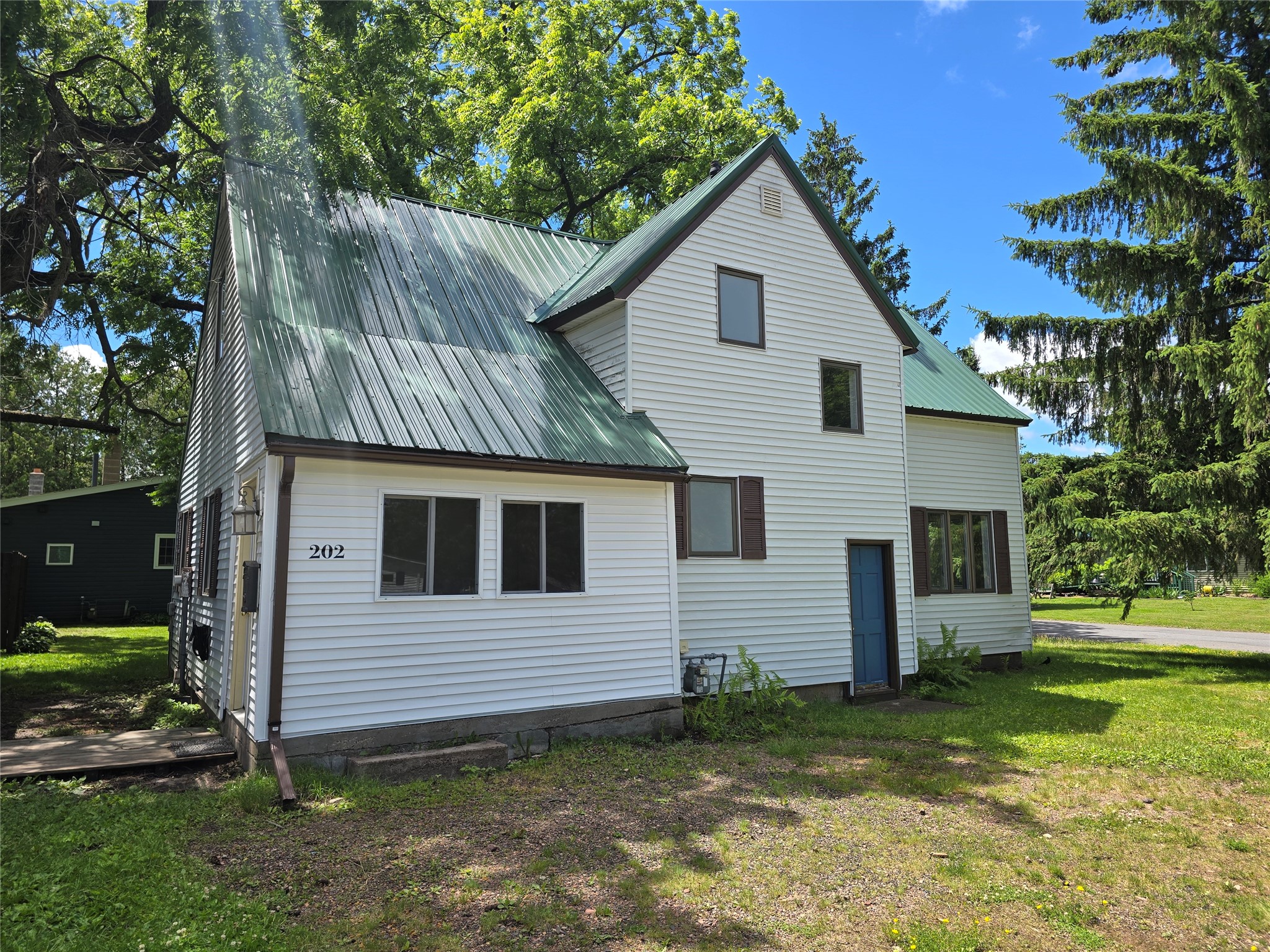 202 East Gates Street Rice Lake, WI 54868 - Photo 4 of 27