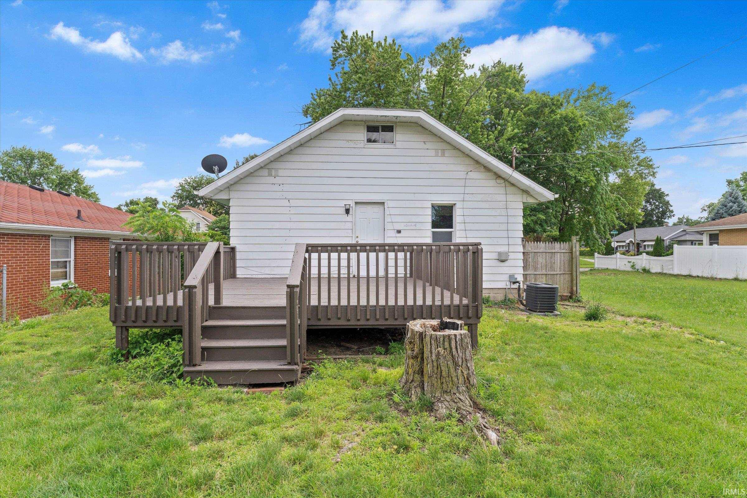 809 East Victoria Street South Bend, IN 46614 - Photo 31 of 45