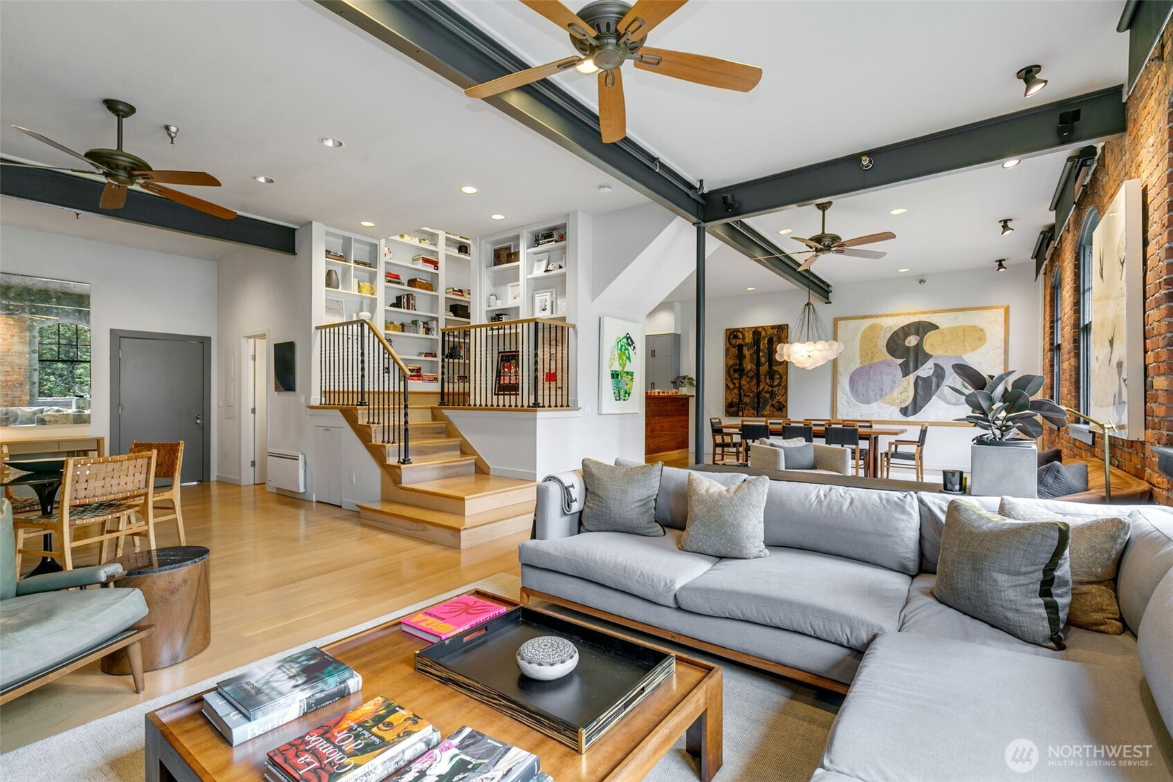 1406 Harvard Avenue, Unit 10 Seattle, WA 98122 - Photo 2 of 24
