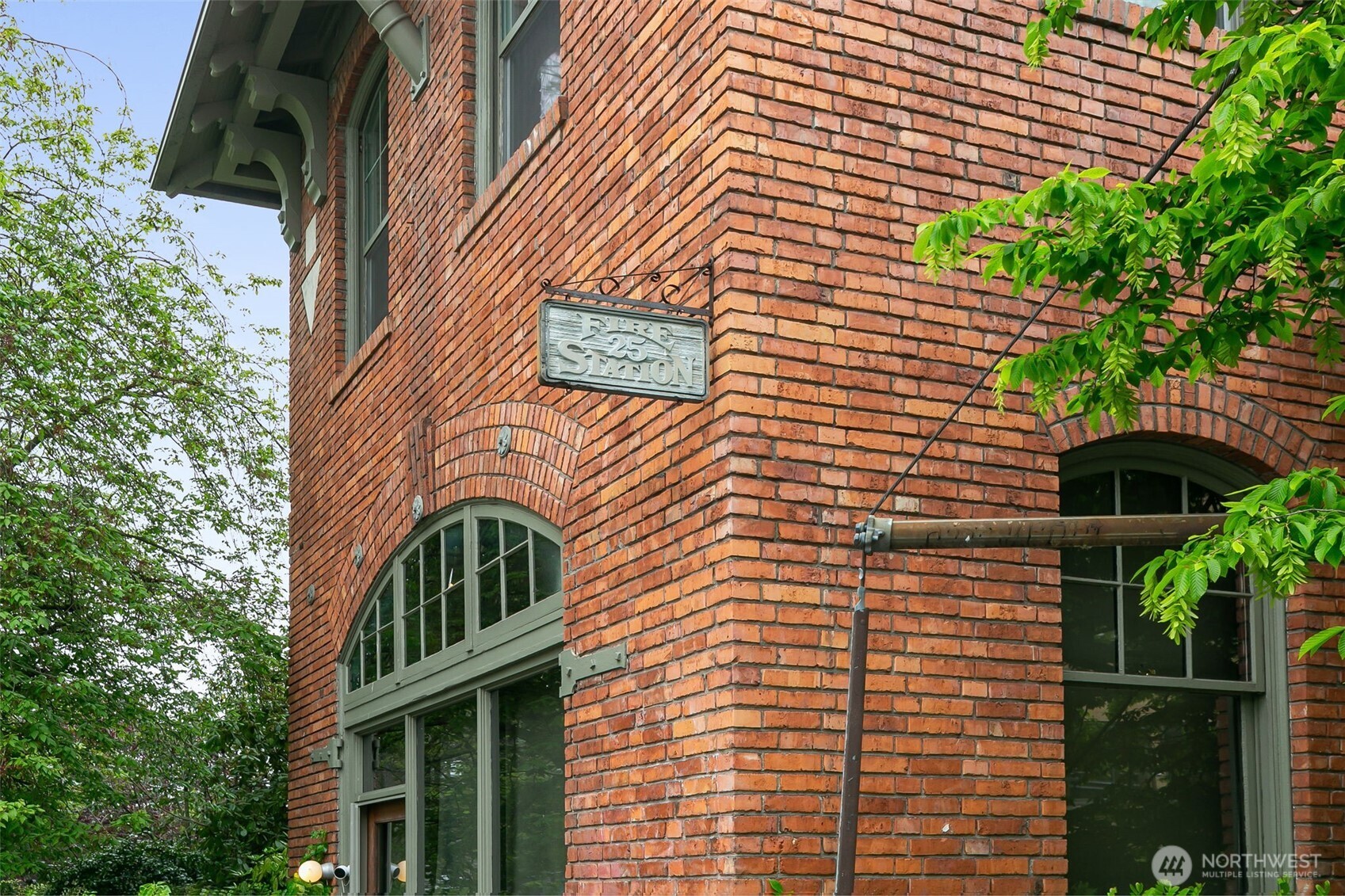 1406 Harvard Avenue, Unit 10 Seattle, WA 98122 - Photo 9 of 24