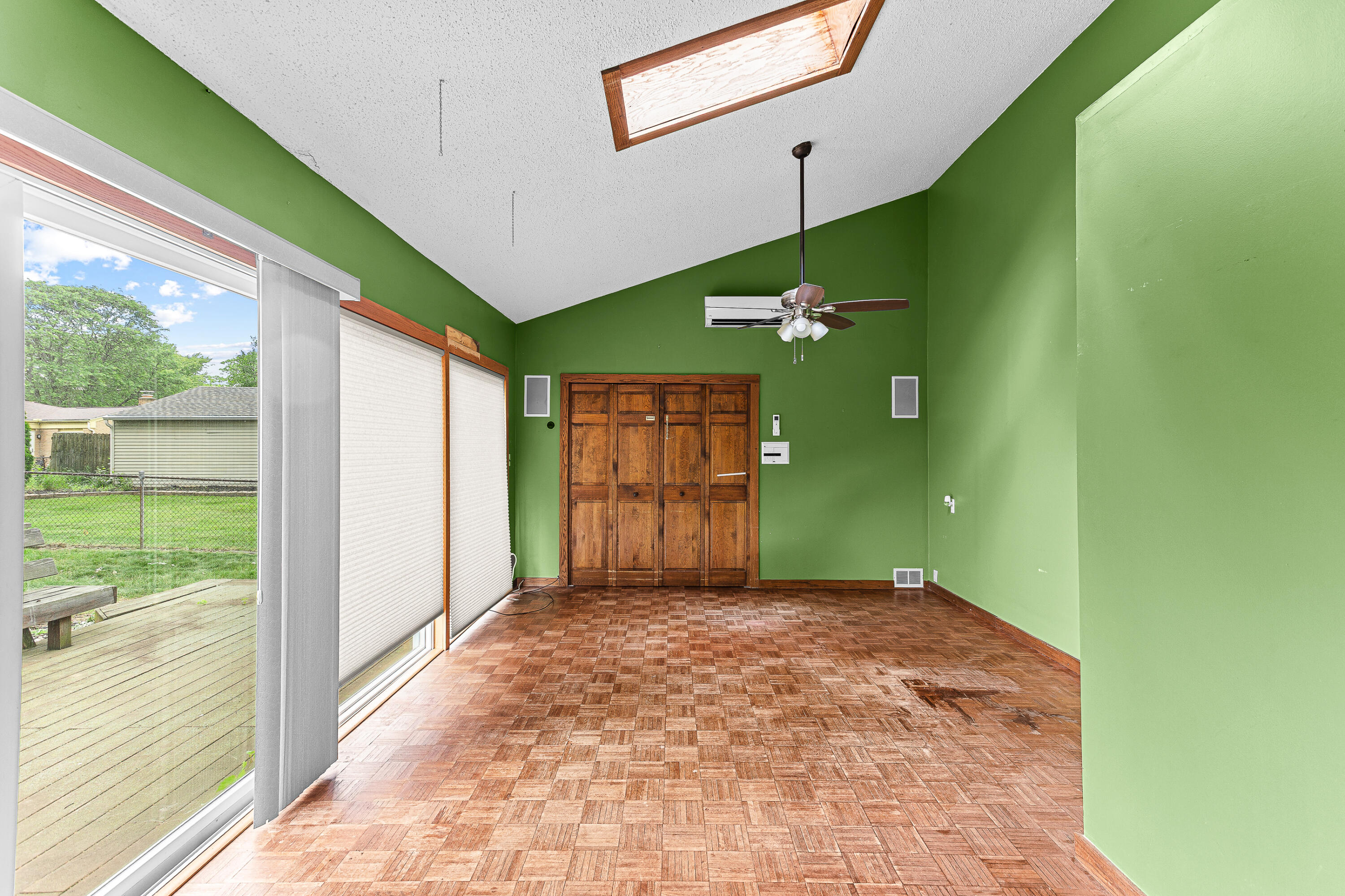 39805 Coronation Road Canton, MI 48188 - Photo 33 of 49 IMG_3675