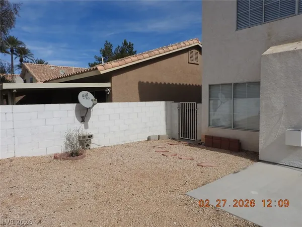 $2,150 | 93 Myrtle Beach Drive, Henderson, NV 89074