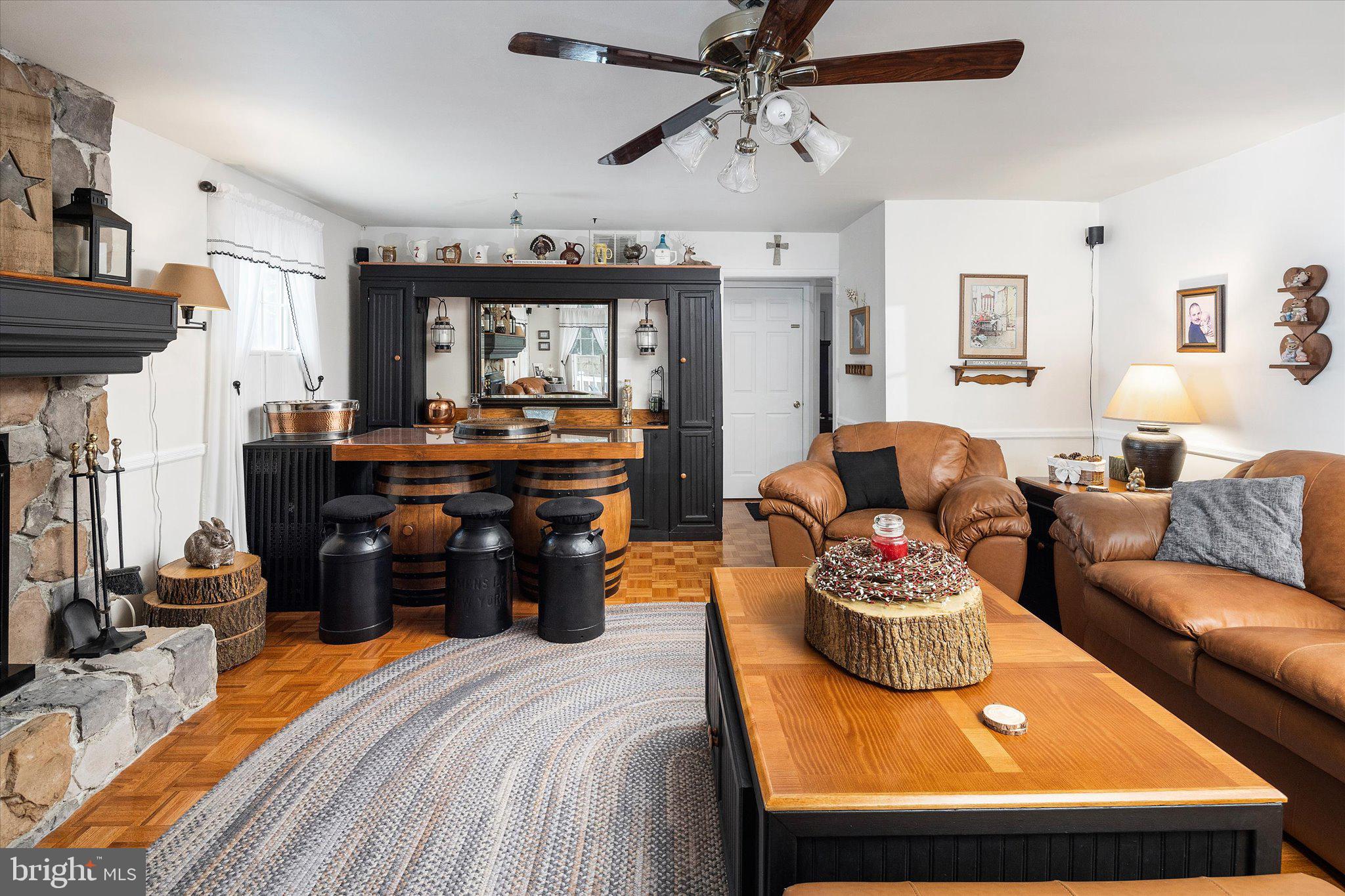 104 Jonathan Drive Hamilton, NJ 08690 - Photo 4 of 29