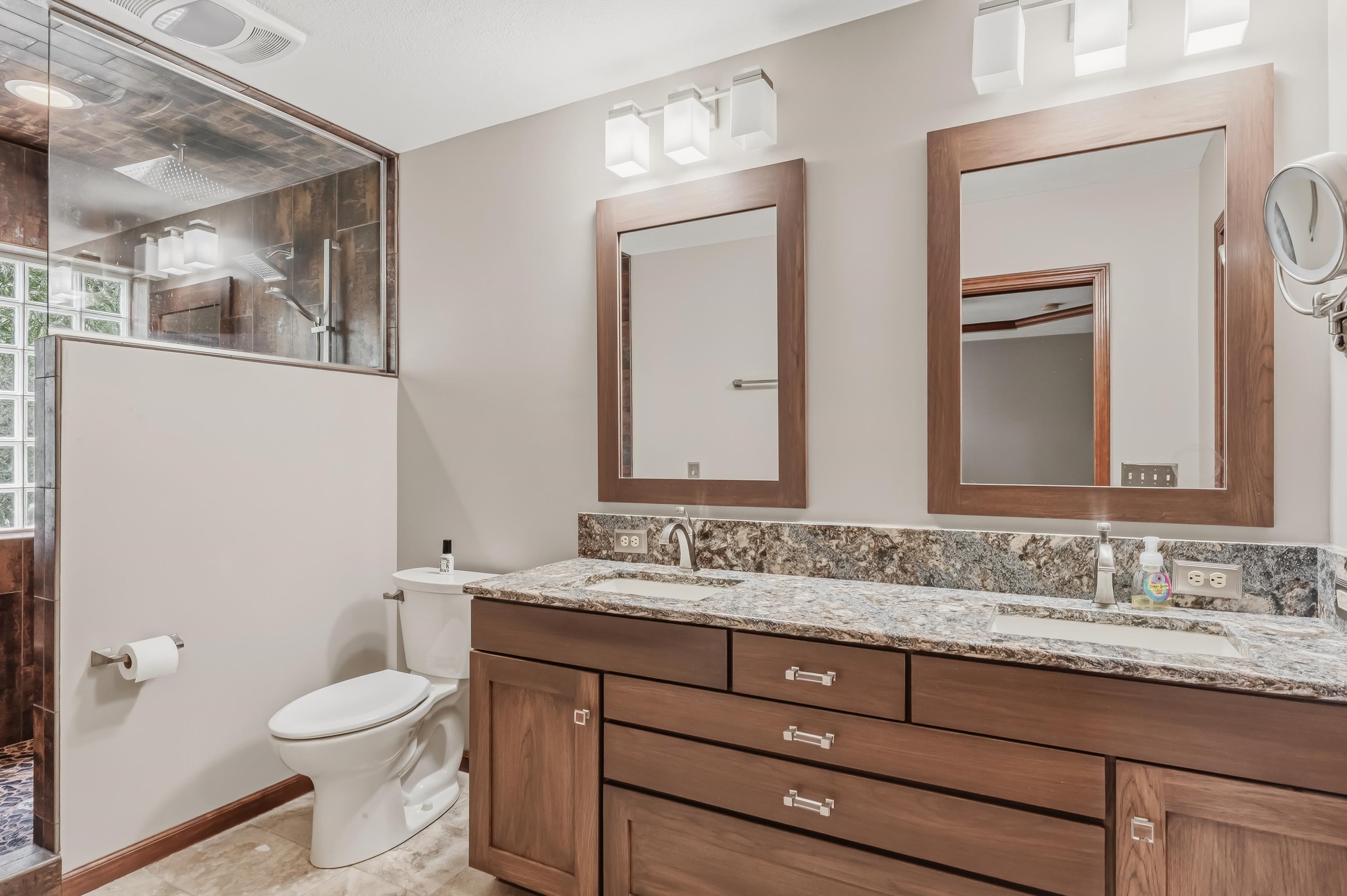 105 South Hunters Ridge Warsaw, IN 46582 - Photo 16 of 36 Gallery Image 16