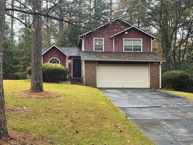 $1,735 | 1560 Pin Oak Lane Southeast, Conyers, GA 30094