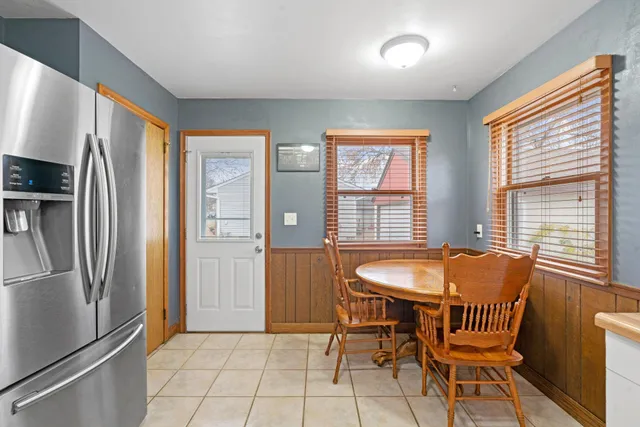 $359,900 | 2008 Zircon Lane, Eagan, MN 55122