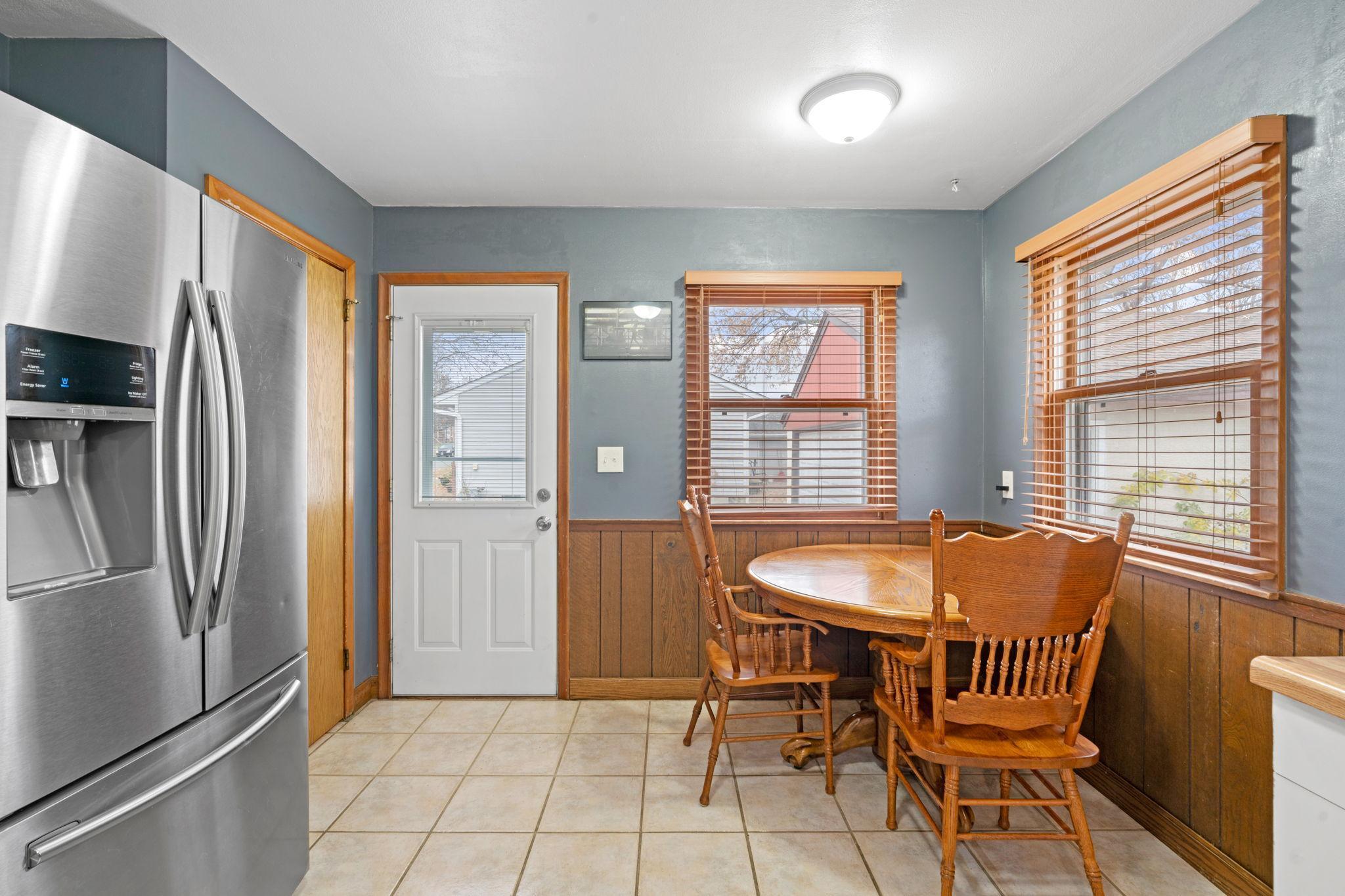 2008 Zircon Lane St. Paul, MN 55122 - Photo 6 of 14