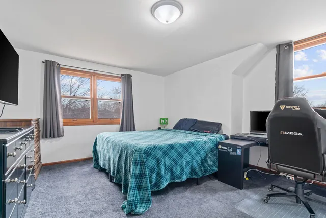 $359,900 | 2008 Zircon Lane, Eagan, MN 55122